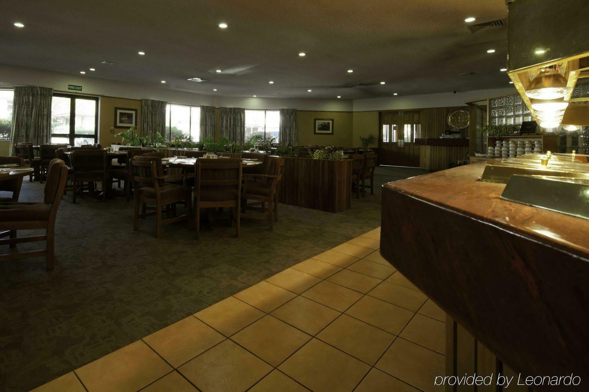 Distinction Hamilton Hotel & Conference Centre Restaurant photo